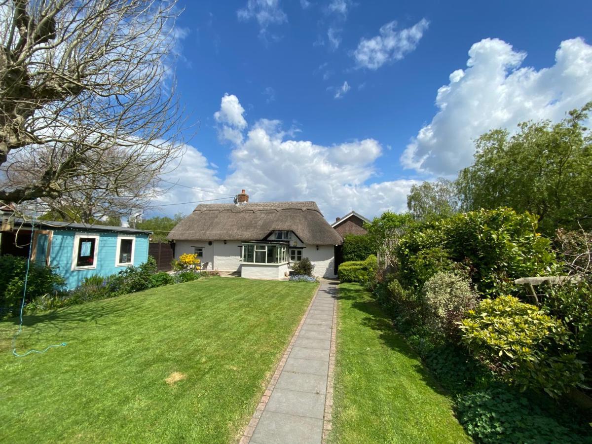 Thatch Cottage, East Boldre Nr Beaulieu And Lymington Brockenhurst Buitenkant foto